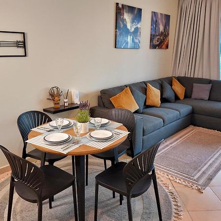 Spacious 2 Bed Apt At Marina High Floor Дубай Экстерьер фото