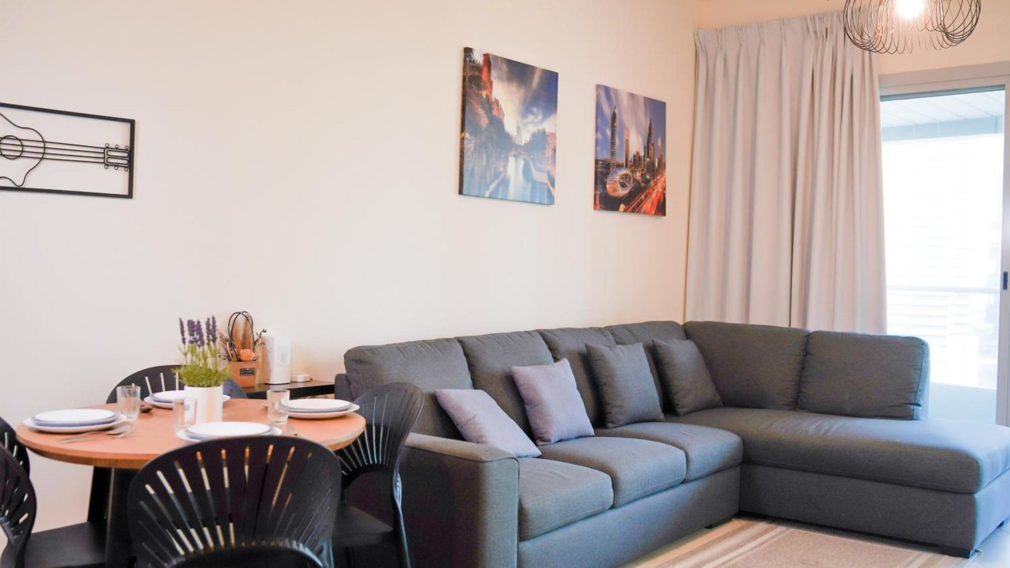 Spacious 2 Bed Apt At Marina High Floor Дубай Экстерьер фото